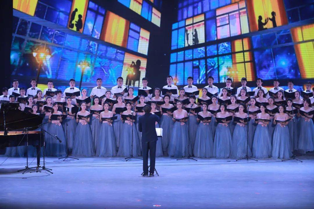 舞蹈《我爱我的国》香莲学区 舞蹈《曙光》平凉四中 朗诵《觉醒》第