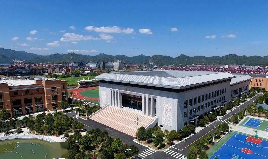 东阳这所高中招生计划公布_花外_课程_学前教育