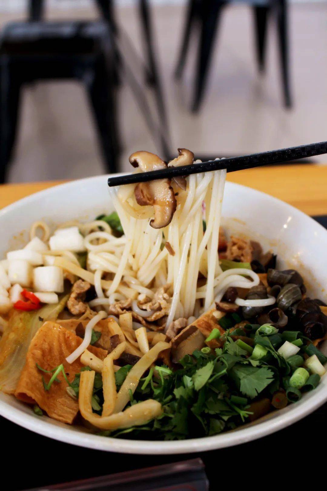 不用东奔西跑就能吃遍罗定美食