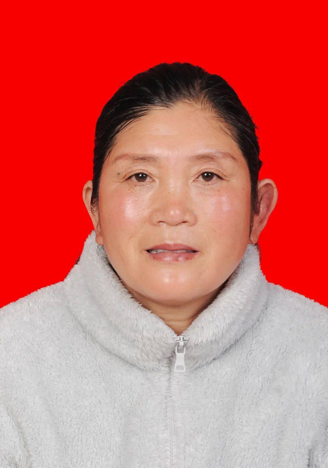 23年如一日,悉心照顾聋哑大伯哥,费县费城街道朱家庄村村民张学花用