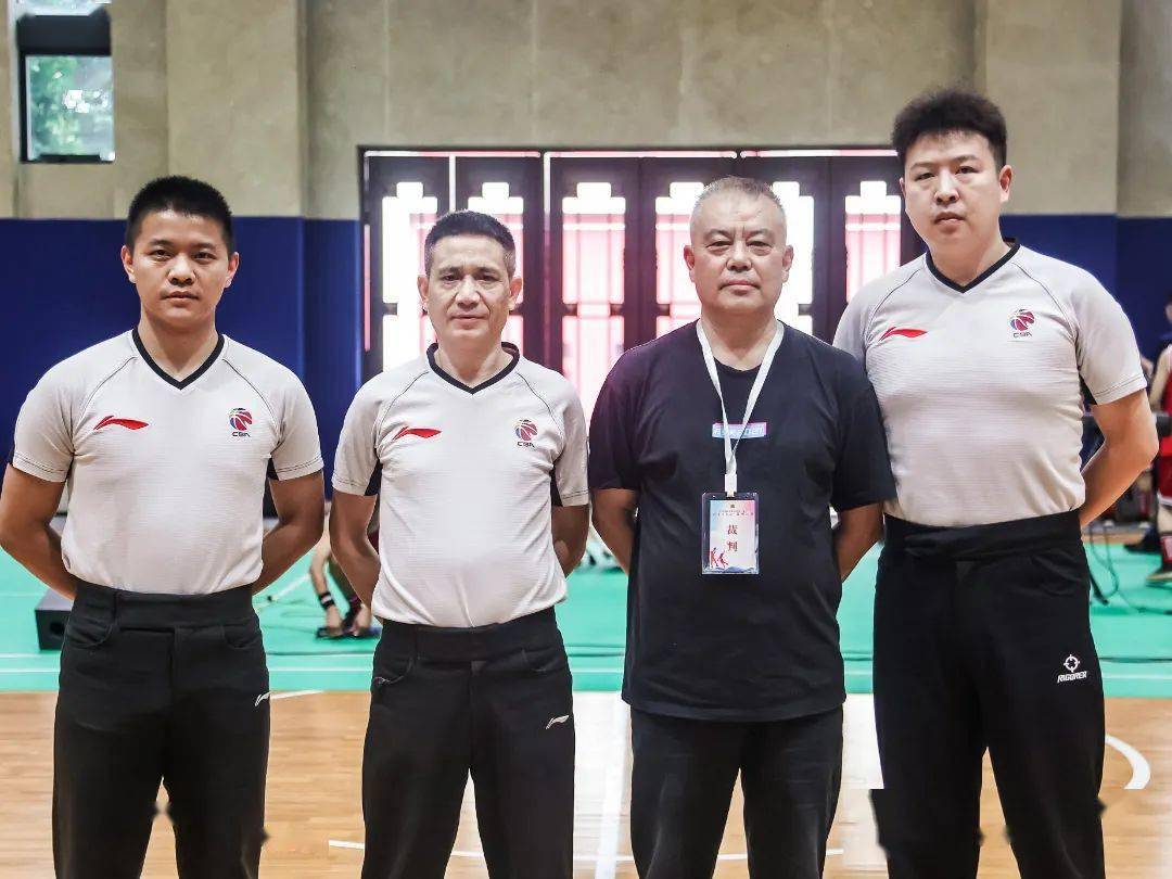 服务闭幕式5月30日,闭幕式在总队训练中心举行sports颁奖风采李俊东总