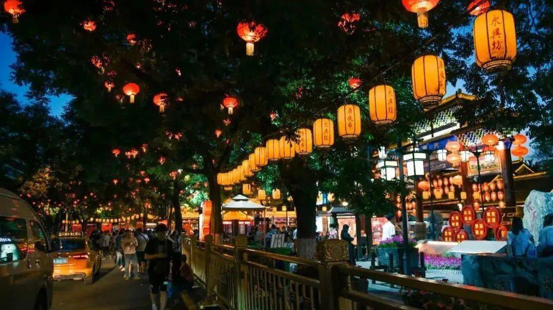 寻味东新街,感受城墙下的长安烟火气_西安_夜市_故事