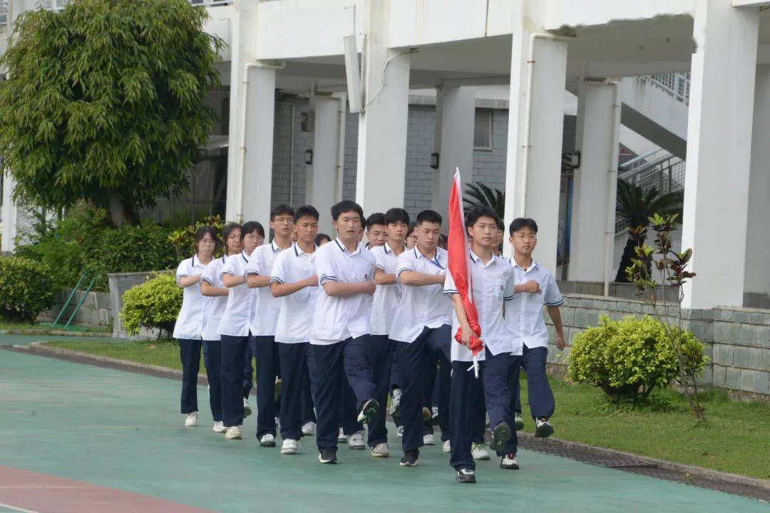 【中学部高中】放下手机,丰盈人生——珠海高新区青鸟北附实验学校