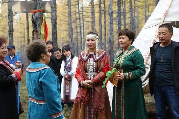 魅力非遗丨敖鲁古雅鄂温克婚礼_女方_驯鹿_男方