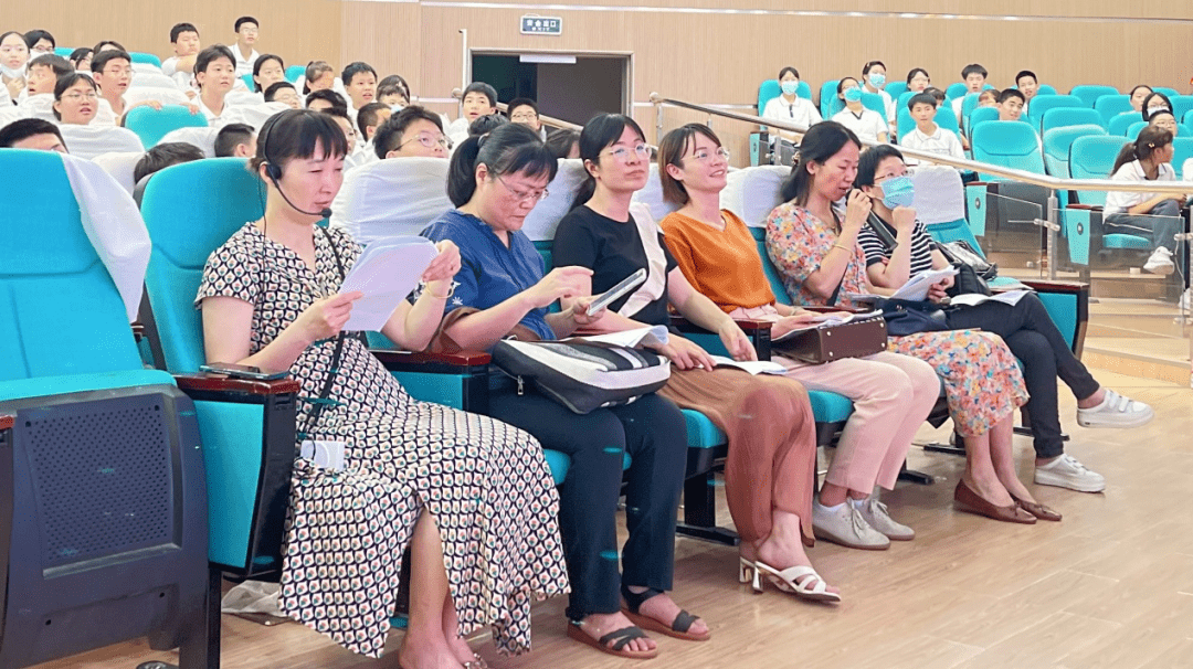 品古韵经典,致诗意青春