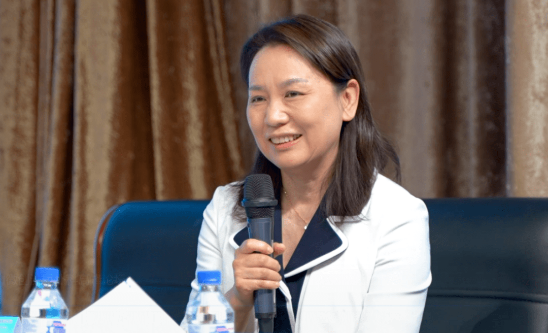 嘉宾:许传亮教授)大会手术演示阶段,教授牛远杰,邢念增,许传亮,毕建斌