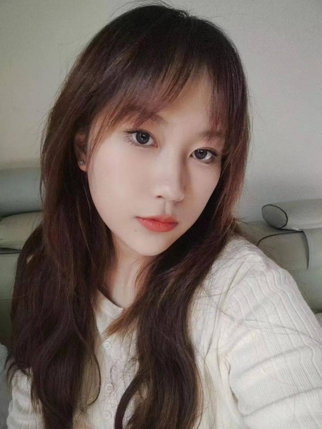 宣言:我是赵文婧,enfp白羊座,一个活泼可爱的小女孩.