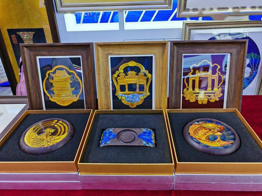 端砚,广府金绣……肇庆团携精美文创亮相第十九届文博会_文化_发展