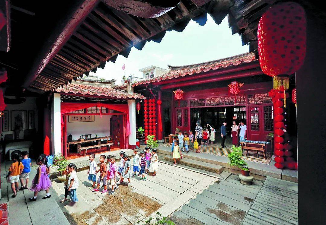 泉州南音艺苑非遗体验榜10.唆啰嗹9.扒龙船8.乞龟7.七娘妈生6.