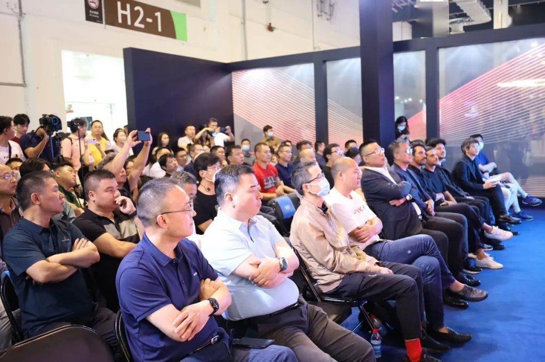 创领新境 | simon 2023旗舰新品正式发布!_西蒙_空间_开关