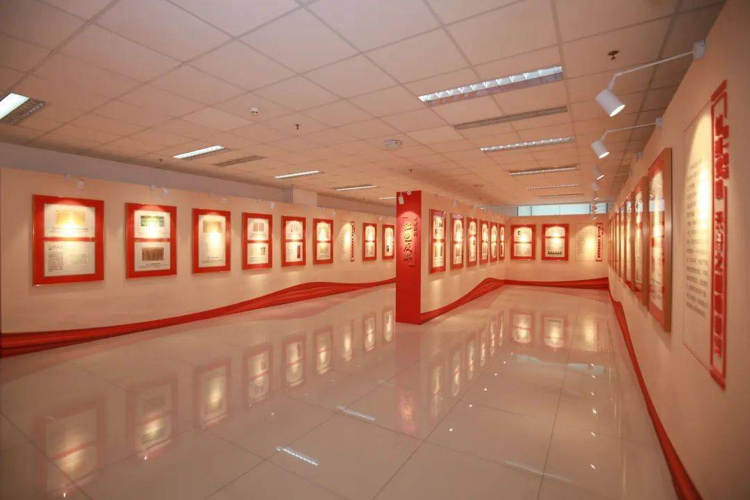 【奋进新征程 兰台谱新篇】公司联合成都市档案馆开展省市劳模先进"