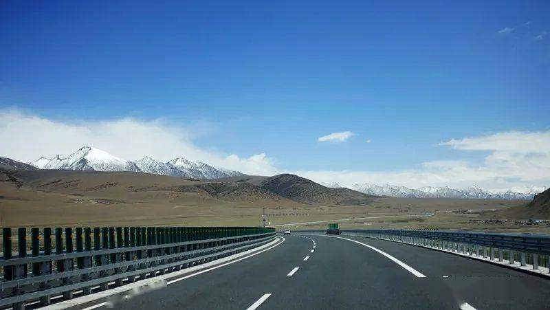 西藏d4:偶遇琼穆岗嘎雪山 纳木措山顶俯瞰冰浪奇观_景区_行程_湖岸