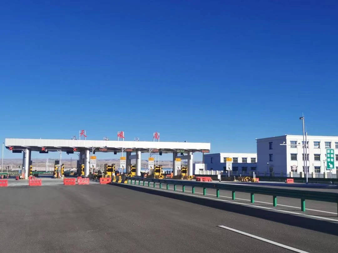 开云APP 开云官网入口青海省西海（海晏）至察汗诺公路PPP项目甘子河至天峻南段正式通车运营(图2)