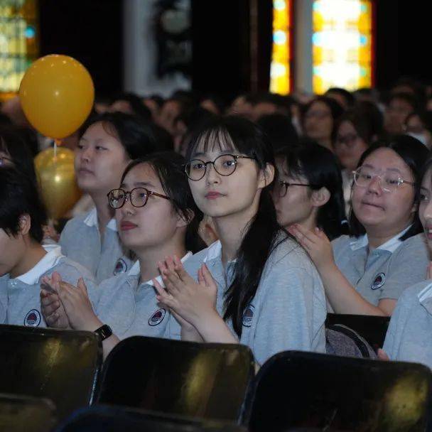 载梦起航 ——市三女中2023届毕业典礼暨成人仪式_女孩_女性_高三