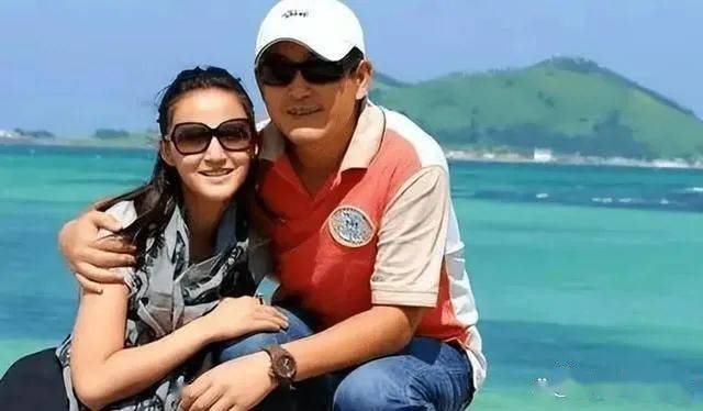 同是王志飞的基因,李健和张定涵的孩子,却活成了完全相反的样子_儿子