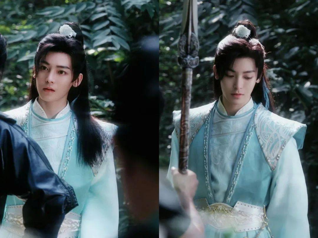 原创            侯明昊 ：心似稚子，赤诚如炬-侯侯明昊