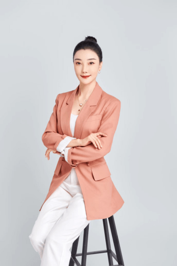 邓亚楠经学院提交的提名推荐,6名大家最喜爱的专业课教师将进行校内