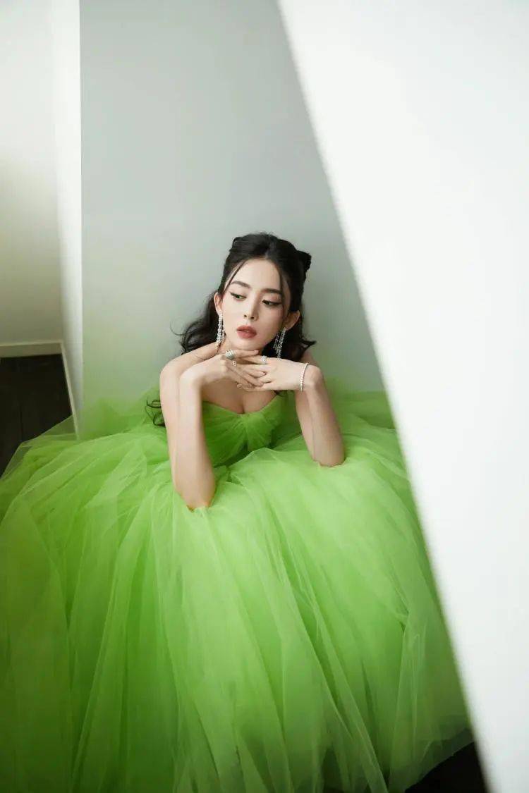 绿色_礼服_johanna