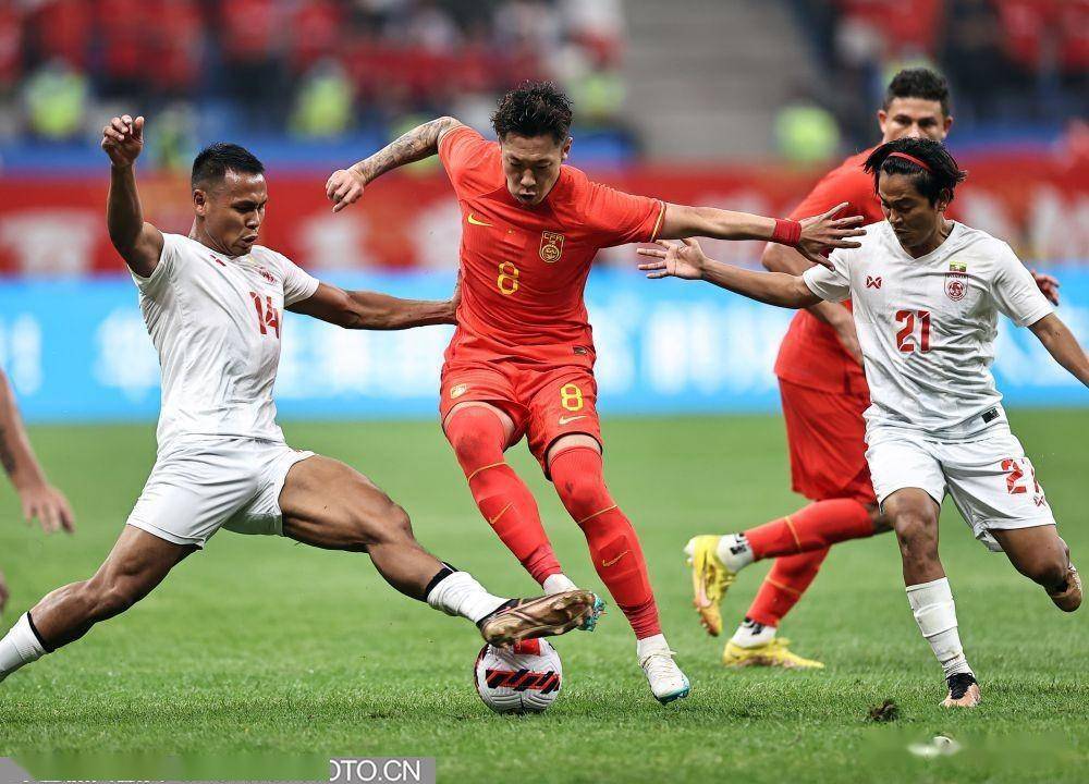 中国之队国际足球邀请赛武磊梅开二度 中国男足4比0完胜缅甸_林良铭