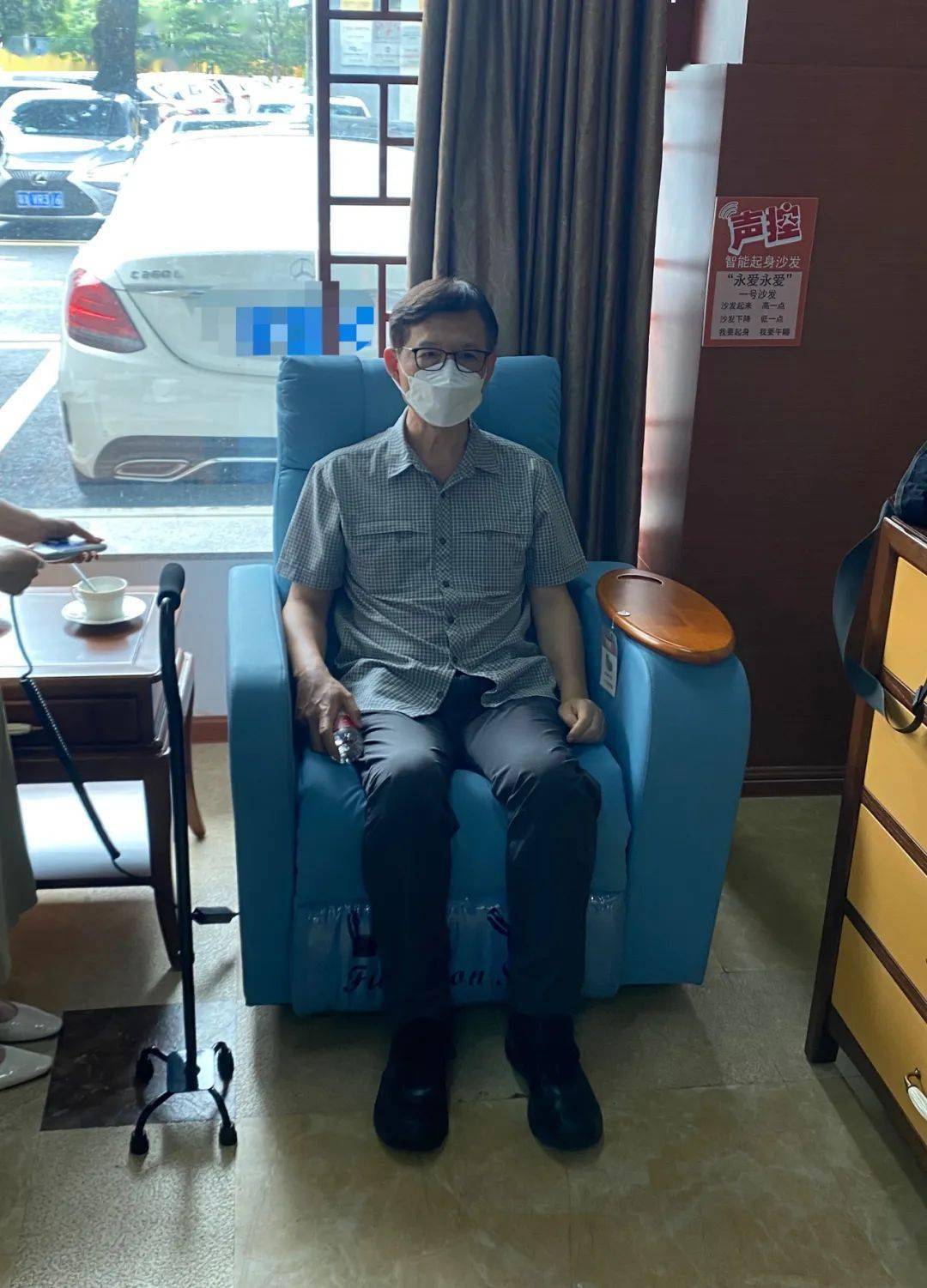 香港前卫生署副署长,香港中文大学梁挺雄教授一行莅临永爱考察.