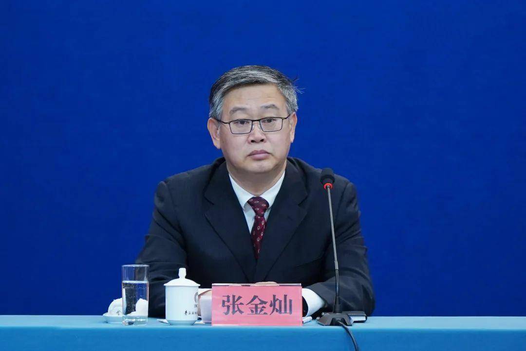 薛 平 青岛集结信息科技有限公司董事长黄少华 市市场监管局一级调研