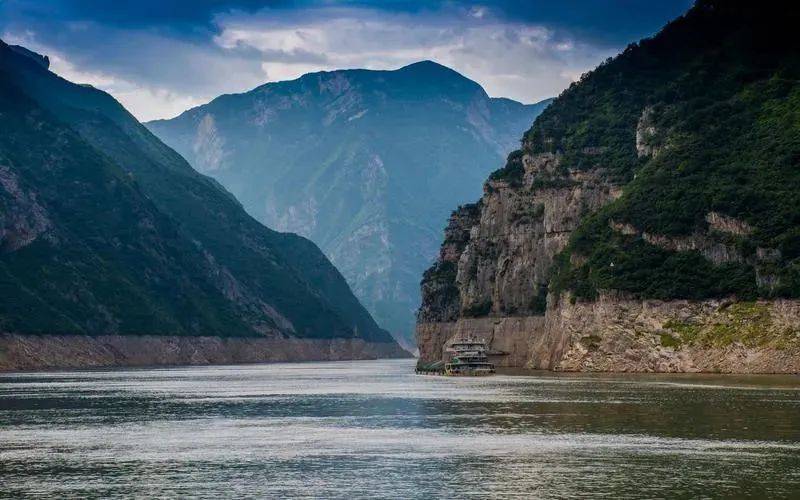 一次尽揽三峡两岸的绝美风光!_重庆_长江_崖洞