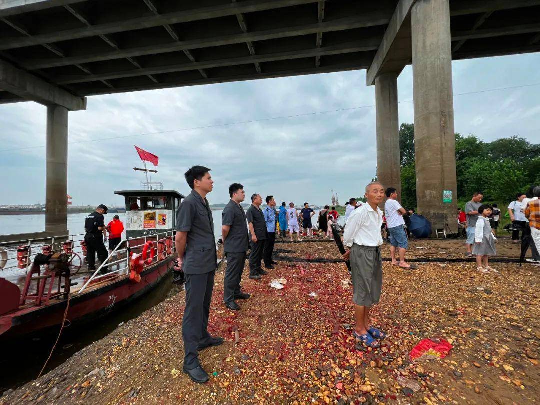 作为湖区群众端午节的主要习俗,端午节当天,鄱阳县油墩街镇,饶埠镇等