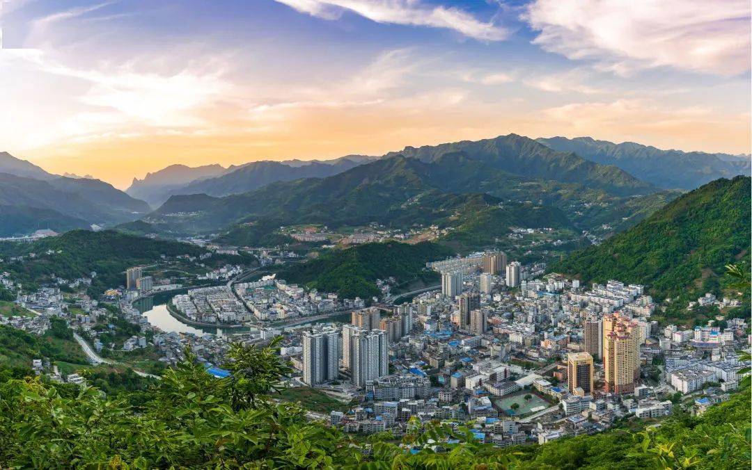 南宫山之夜花絮来啦! || 897抢鲜_岚皋_安康_产业