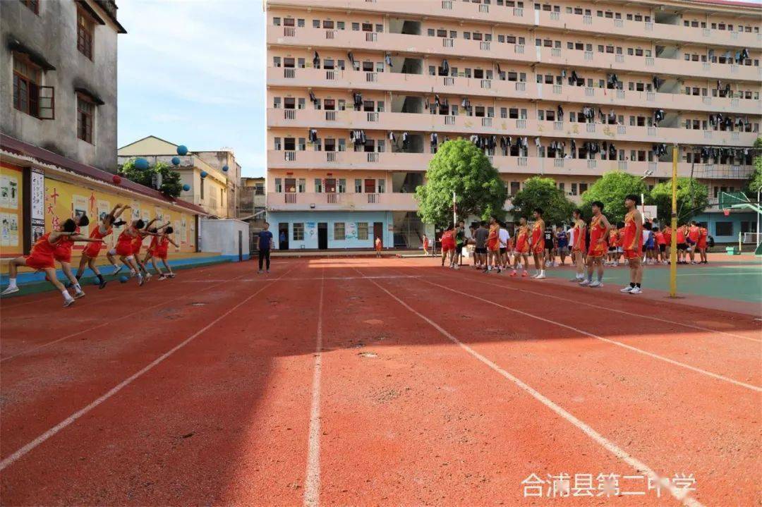 体艺特长生风采展767676767676来源:合浦廉州中学 合浦县