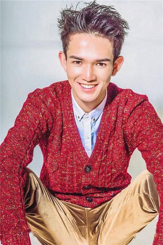 李东海新电影《孤注一掷》定档0811 化身广东小烂仔_反派_韶关_诈骗