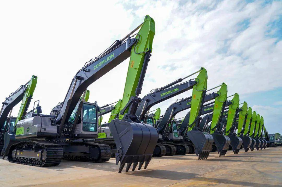 赶超的新产品三一重工:86米世界最长臂架泵车成功下线智能科技近年来