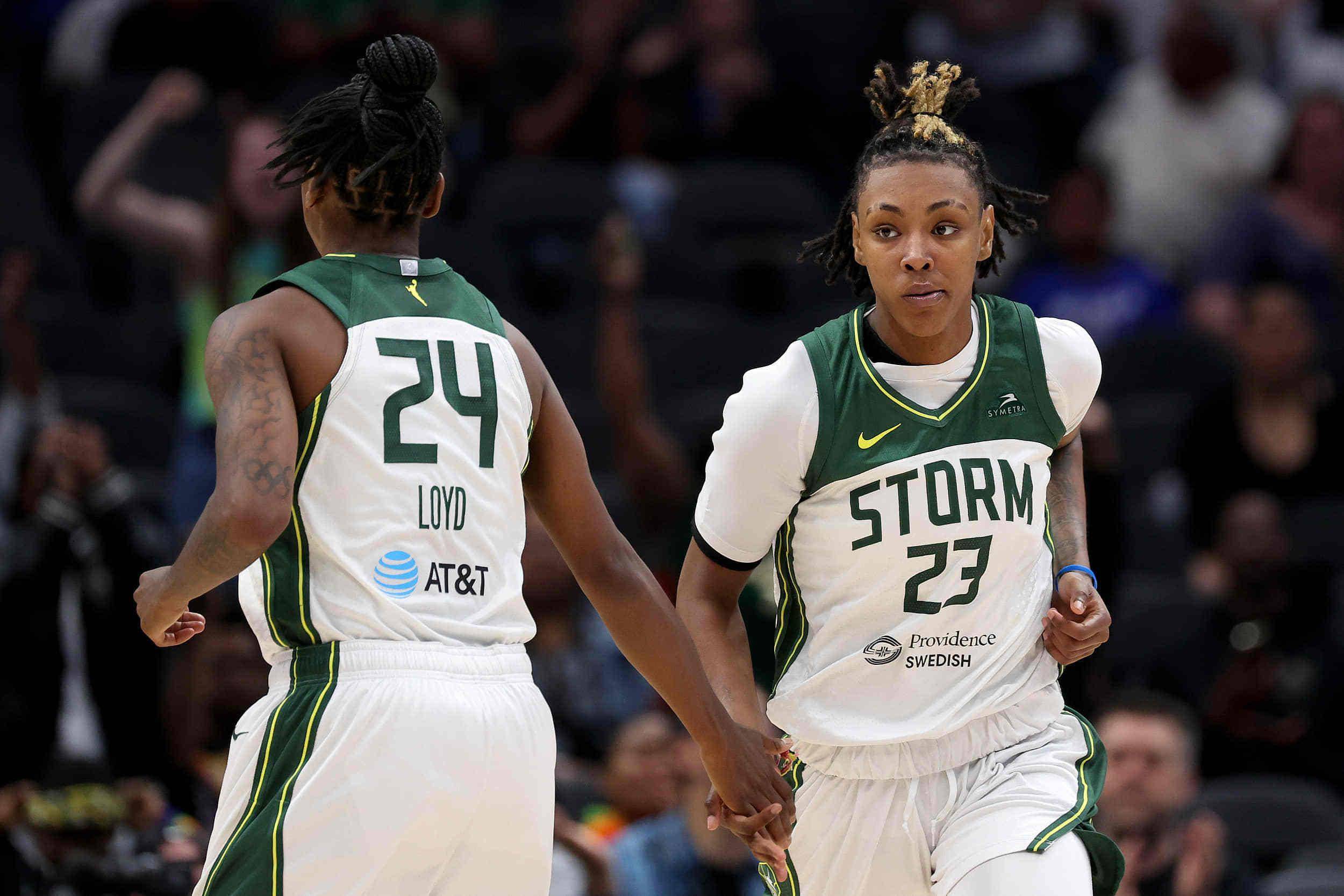 wnba前瞻:难兄难弟对决山猫伤兵满营,风暴客场力争连胜_得分_比赛