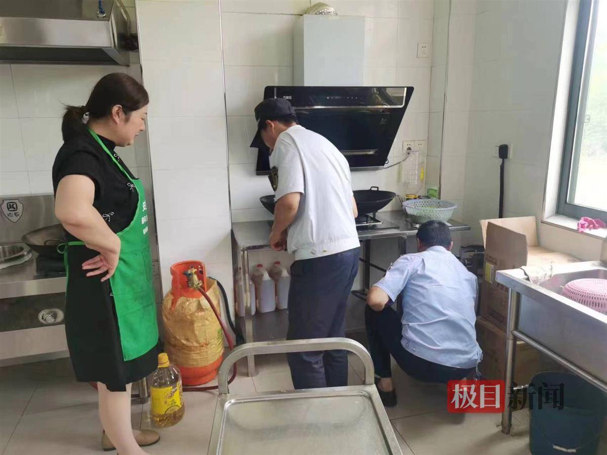 武汉新洲这个街道责令开云体育 开云平台整改10处燃气隐患(图2)