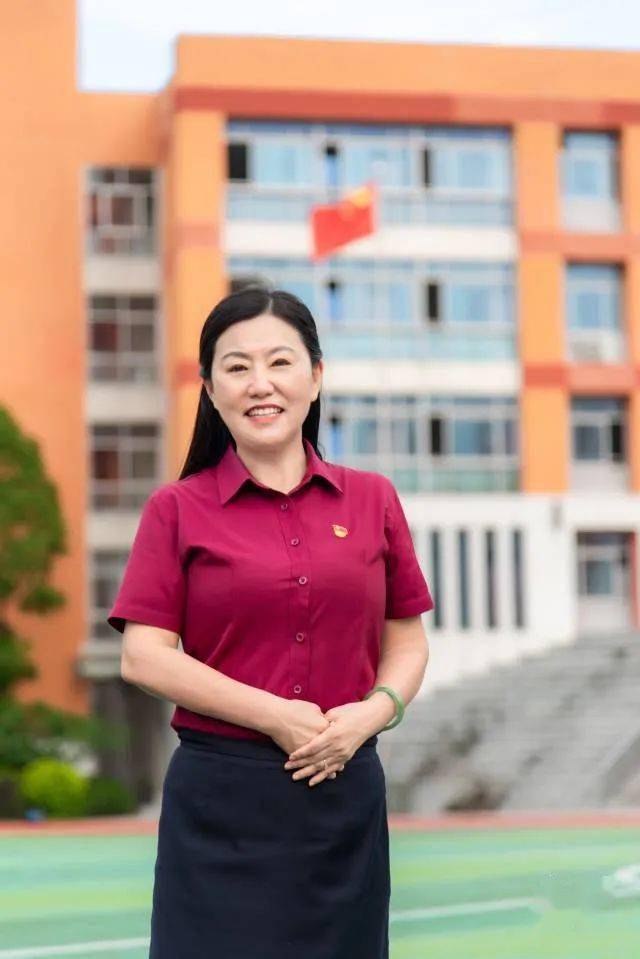 蓬江区紫茶中学,华侨中学校长张又红:"愿你们从容不迫,书写锦绣前程!