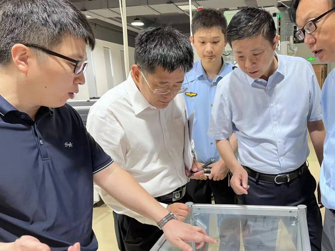 市药监局副局长郭术廷走访调研松江医疗器械医工交叉转化代表企业