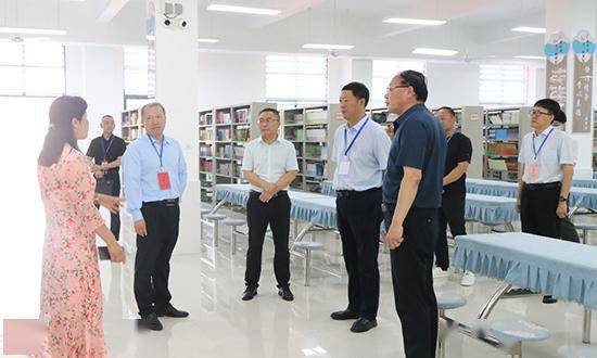 河南省派巡视员张传广视察舞阳县2023年中招考试等相关工作