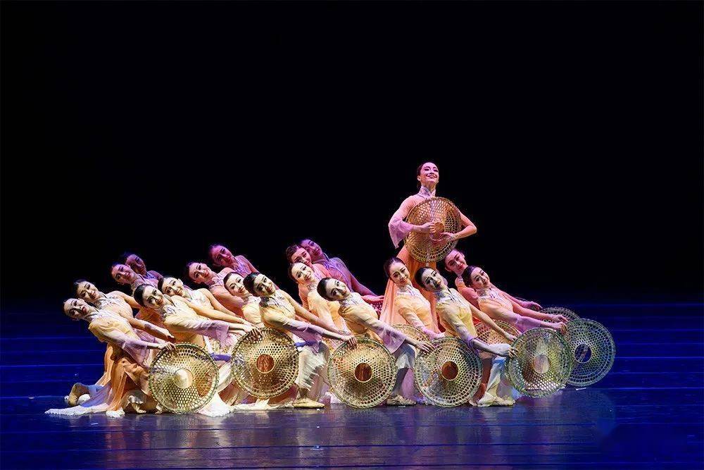 上海歌舞团沈雁峰图片