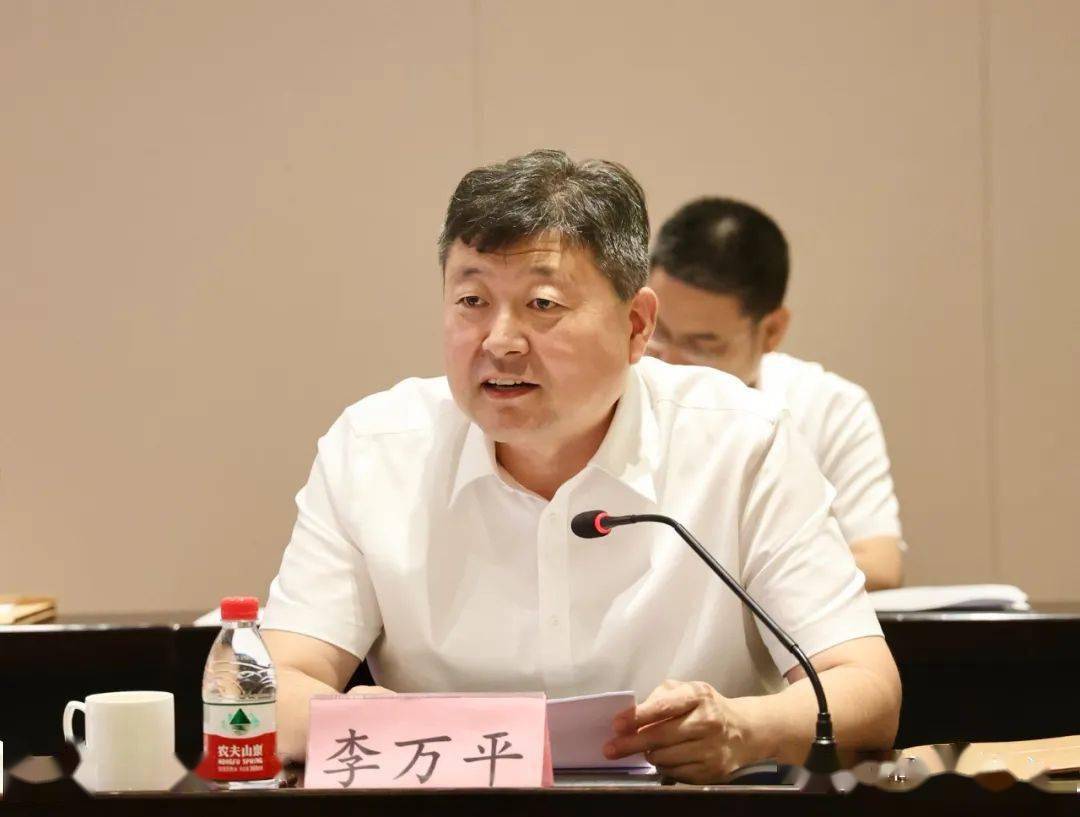 全省县域经济高质量发展(东片)座谈会在龙口召开_产业_会议_建设