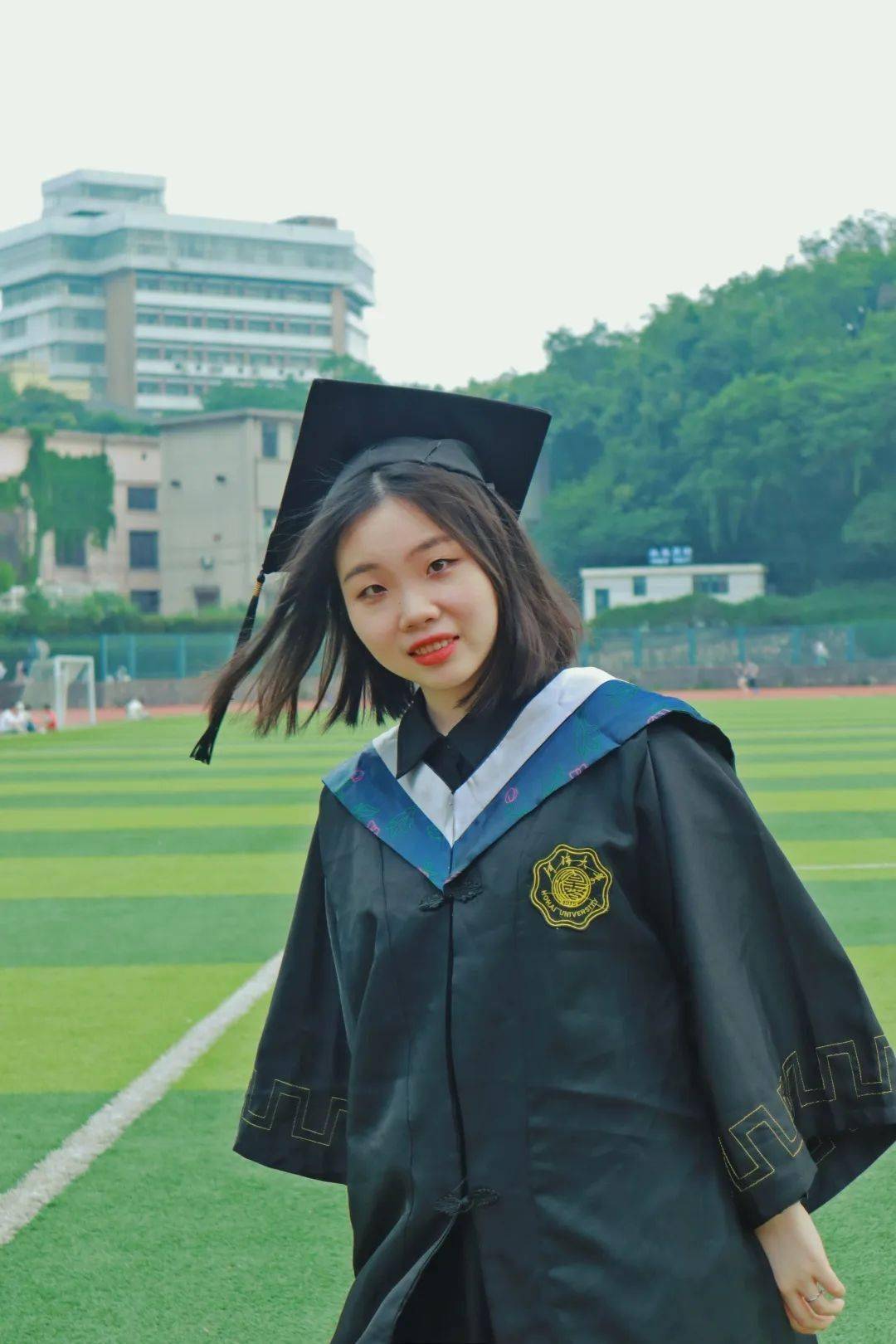 孙梦祺,女,汉族,共青团员,河海大学水文水资源学院地理信息科学专业19