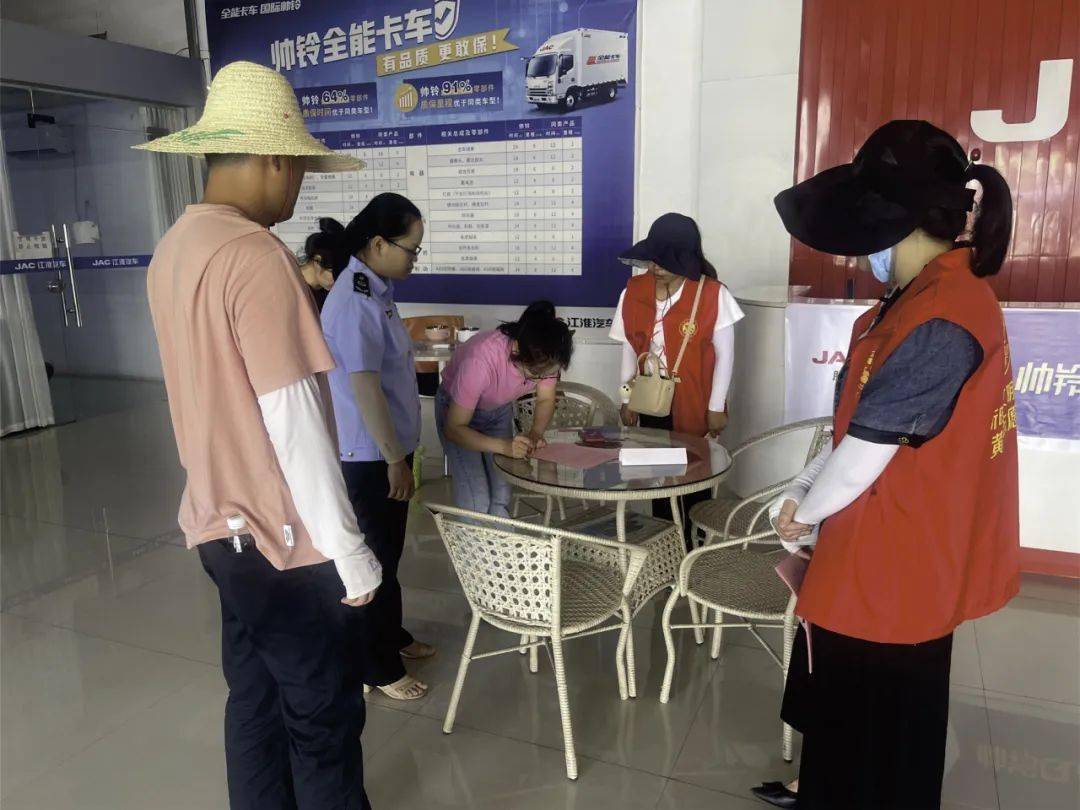 为我们贺州的青年志愿者们感到自豪_服务_活动_青春
