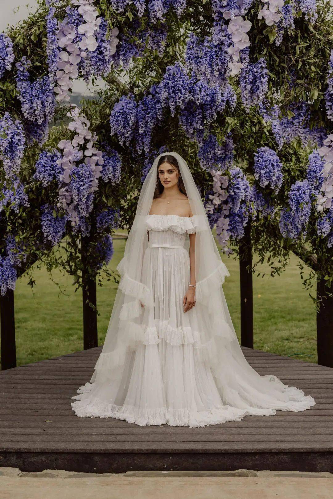又一维密超模结婚了与精英总裁举办童话大婚浪漫婚纱美哭网友