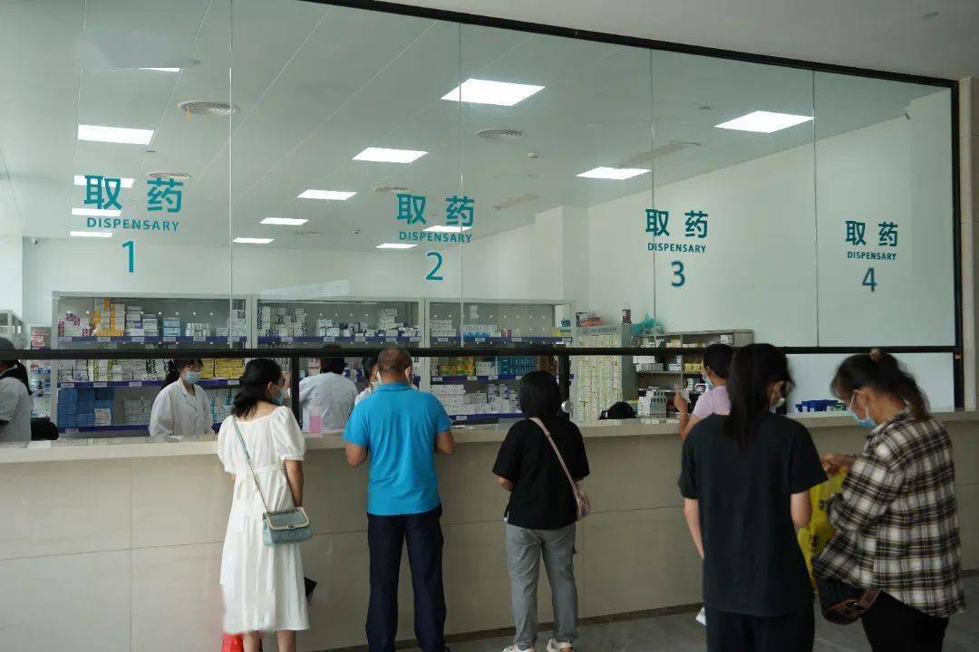 怀集县第三人民医院整体搬迁完毕:启航新征程 续写新篇章 奋力为怀集