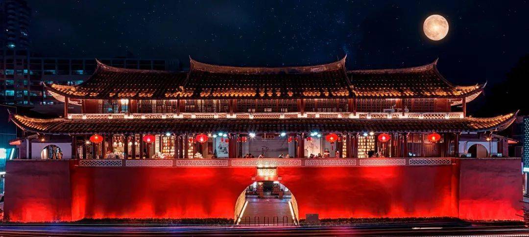 古谯楼古府新市 欣欣向荣莆田市注重经济发展与生态环境,社会和谐文化