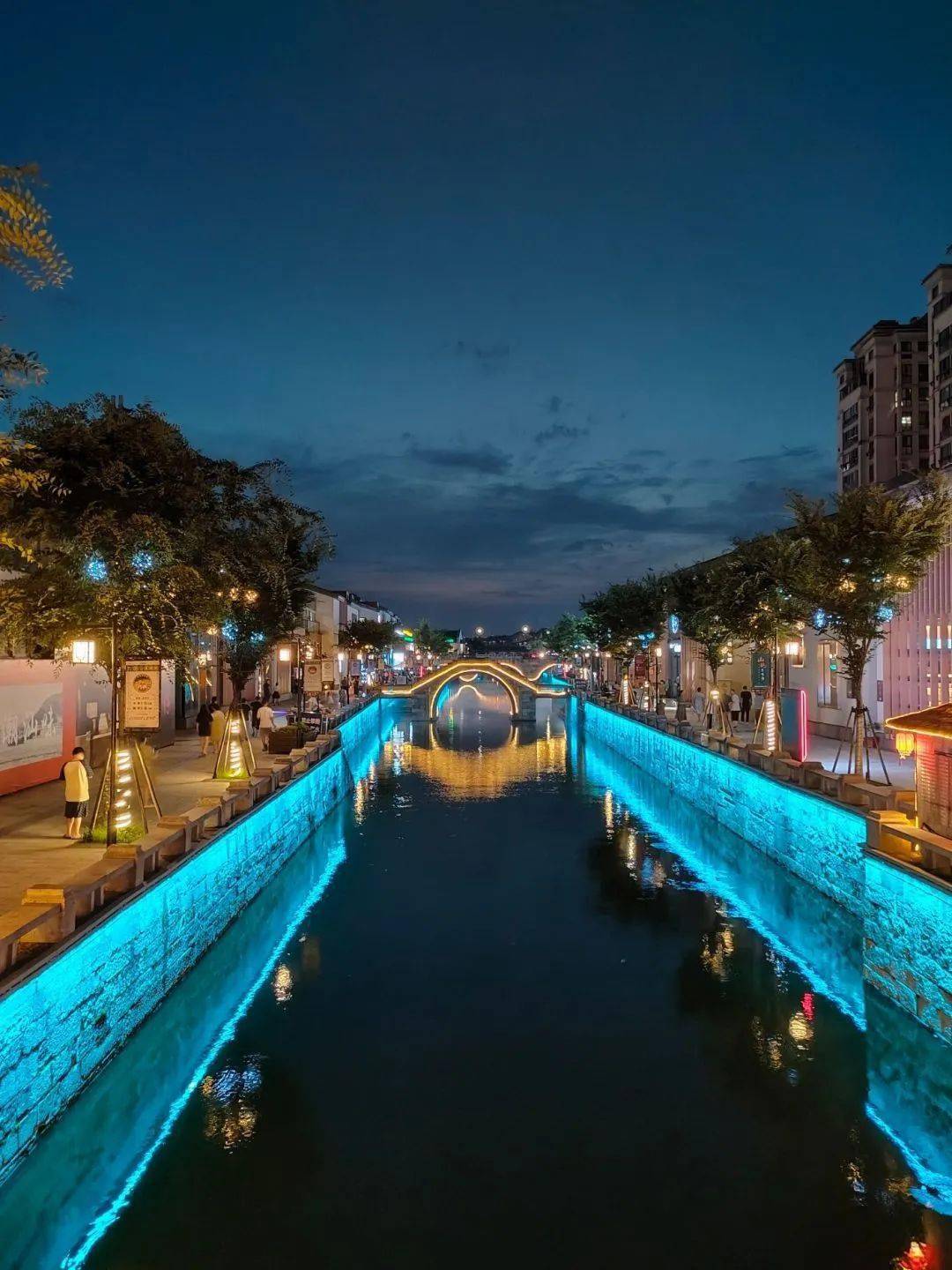 【图说·绍兴】实拍迎恩门风情水街的绚丽夜景~_购物_商业_游泳