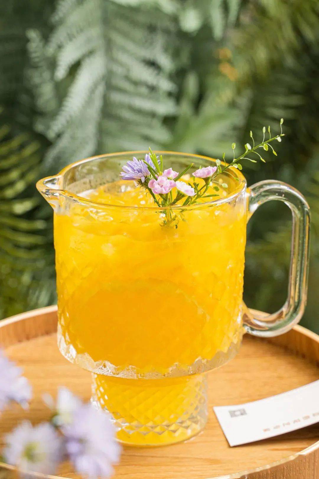 香水柠檬茶/颜值超高的花素女神·柠檬茶,鲜花的点缀充满生