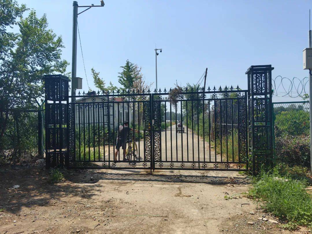 河北省西华营村和红寺村到北京大兴区方向只好绕一个大圈儿,记者体验