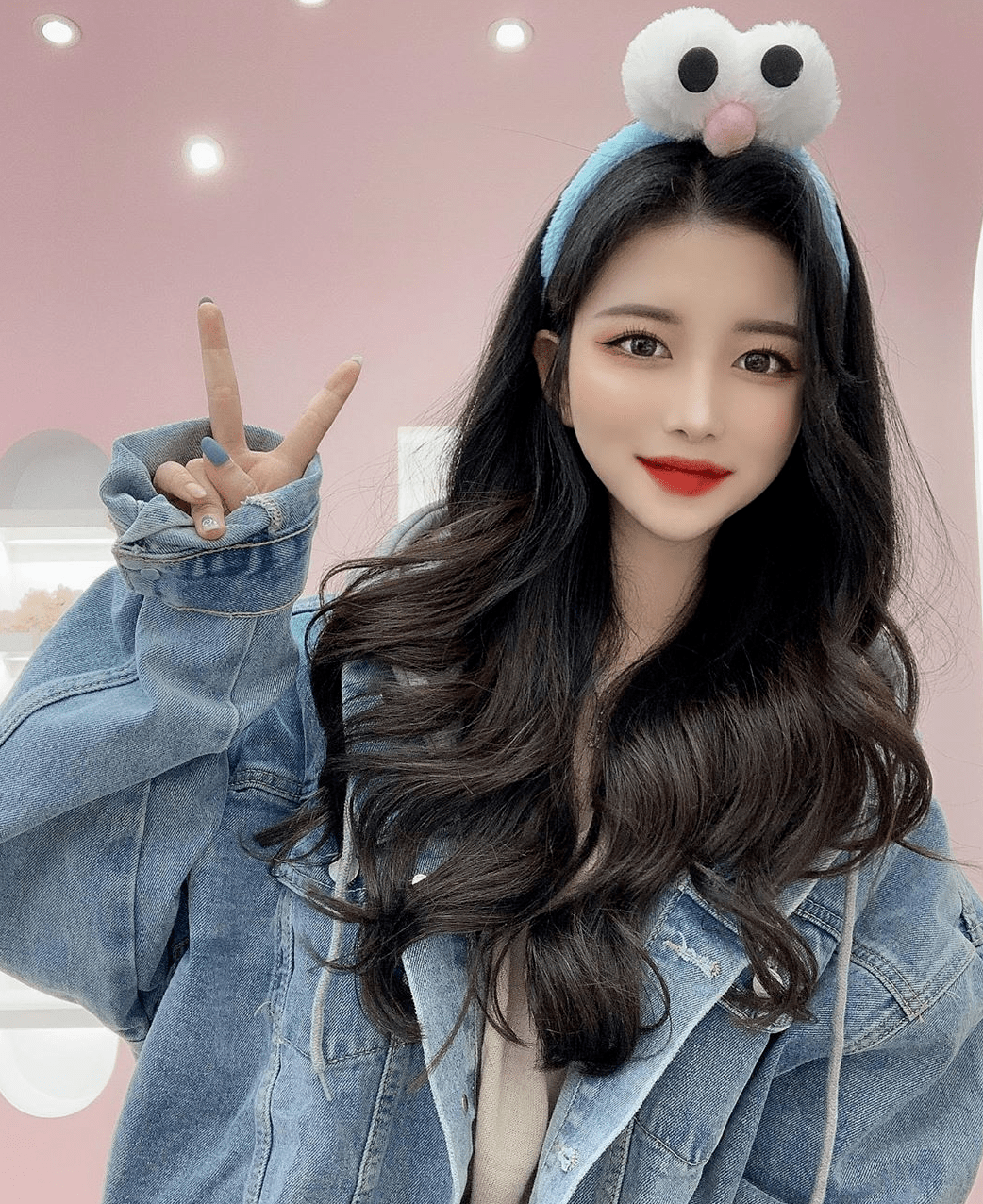 女神标配浪漫韩系卷发,超有气质!_中国_发型_形象