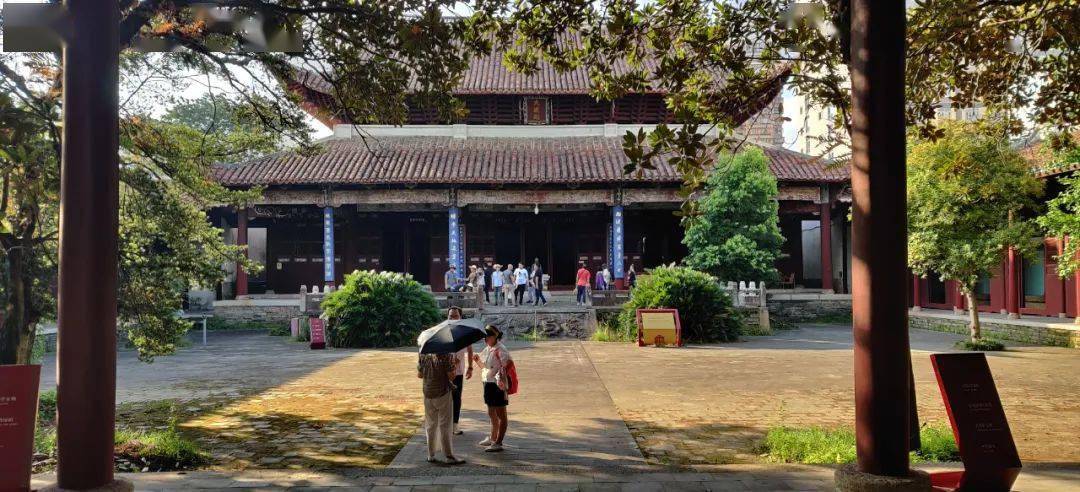 【画千年建州·绘理学名城】厦门大学艺术学院走进建瓯东岳庙,"铁井栏