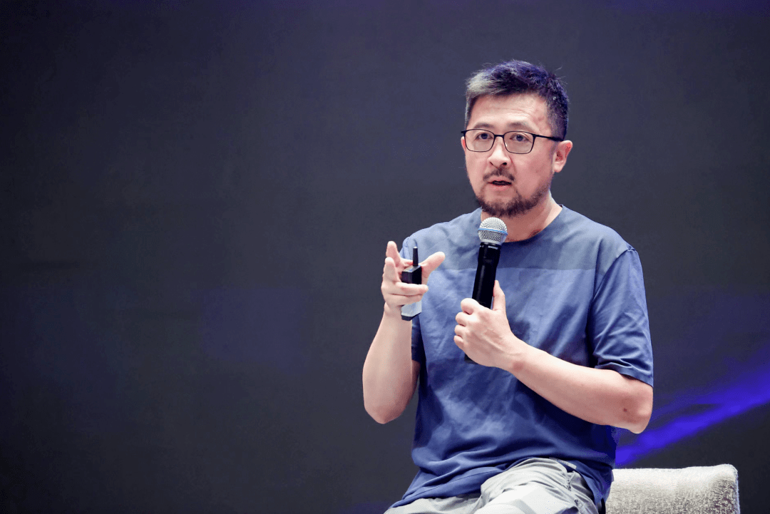 经纬张颖:AI的远与近_混沌_模型_技术