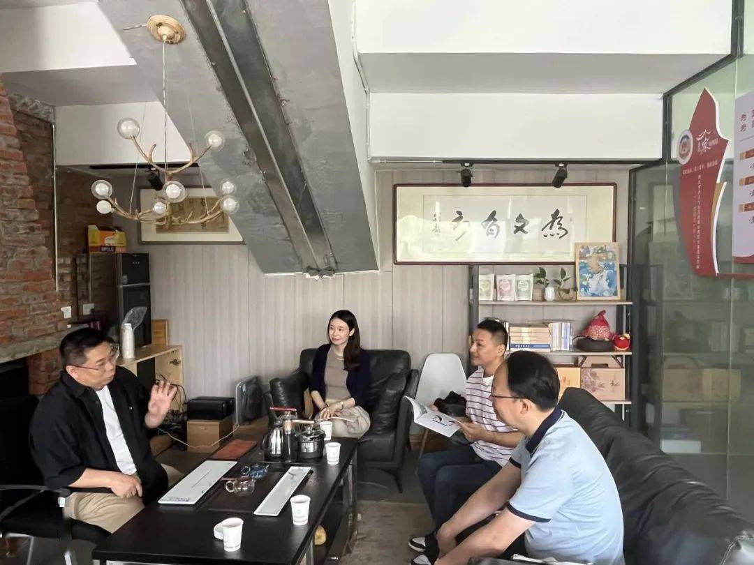 访企拓岗|院领导带队走访湖北有方文化创意发展有限